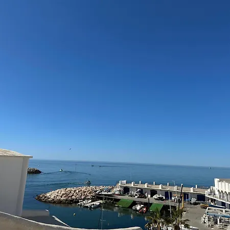 Frente A La Playa Con Piscina Y Terraza En Puerto Marina Lejlighed Benalmádena